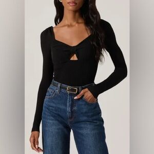 Astr the Label Black Bow Keyhole Long Sleeve‎ Crop Blouse Size XL